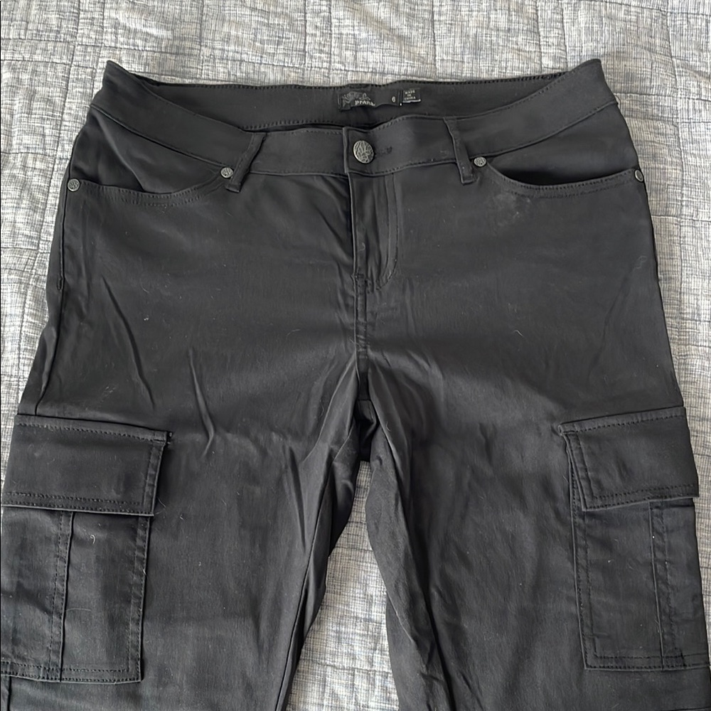 Prana Black Women's Cargo Pants - Picture 2 of 4